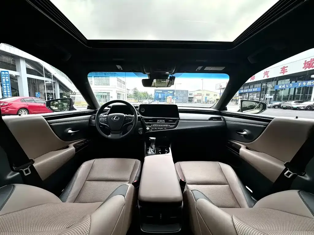 Lexus ES 2023 из CN, фото 9
