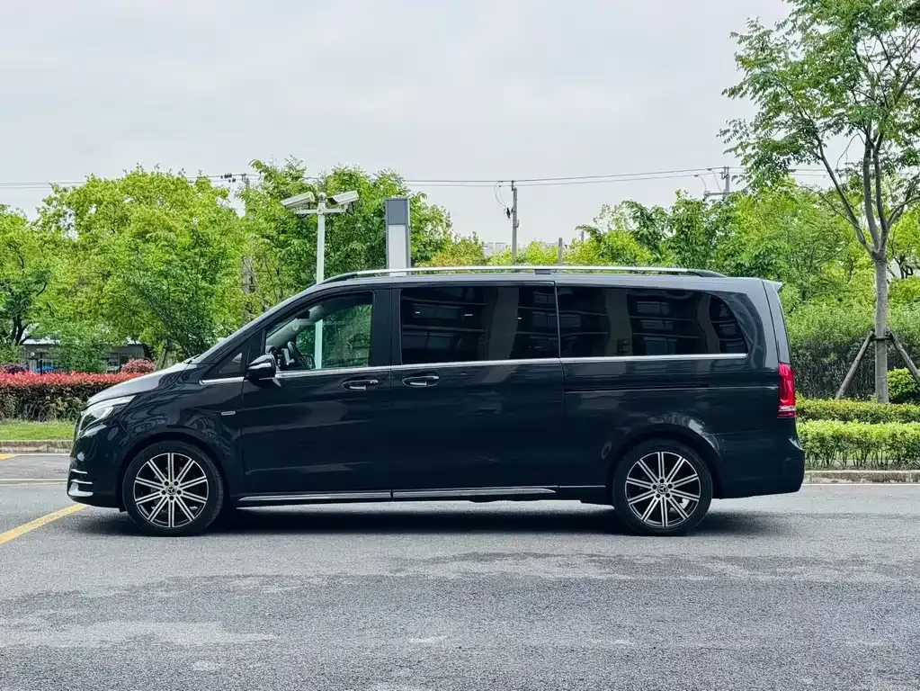 Mercedes-Benz V-Class 2021 из CN, фото 6