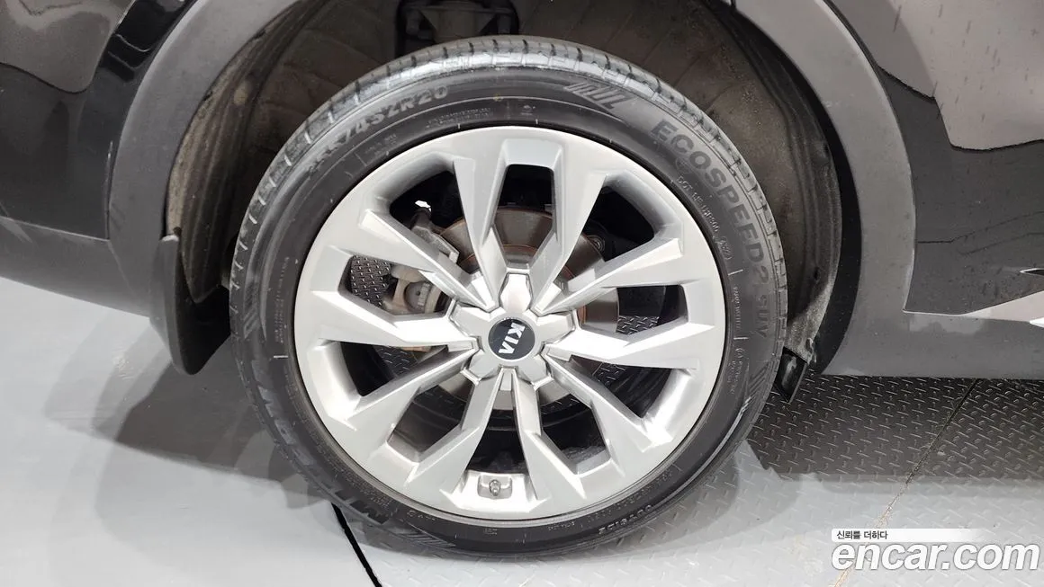 Kia Sorento — фото 7