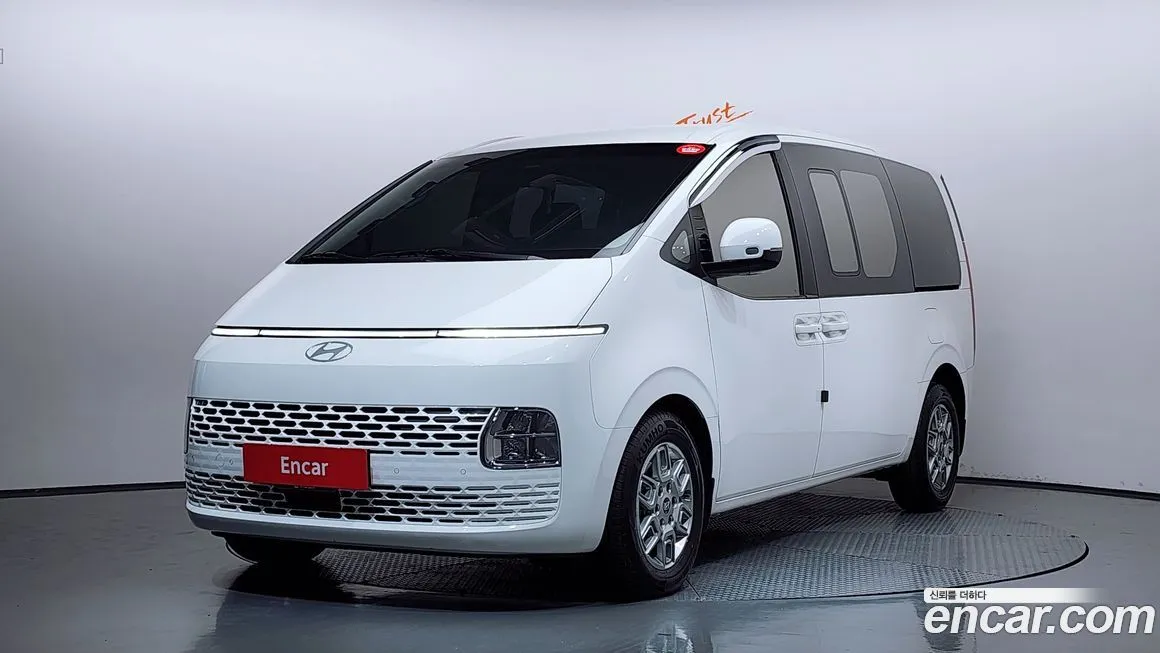 Hyundai Staria 2025 из KR, фото 1