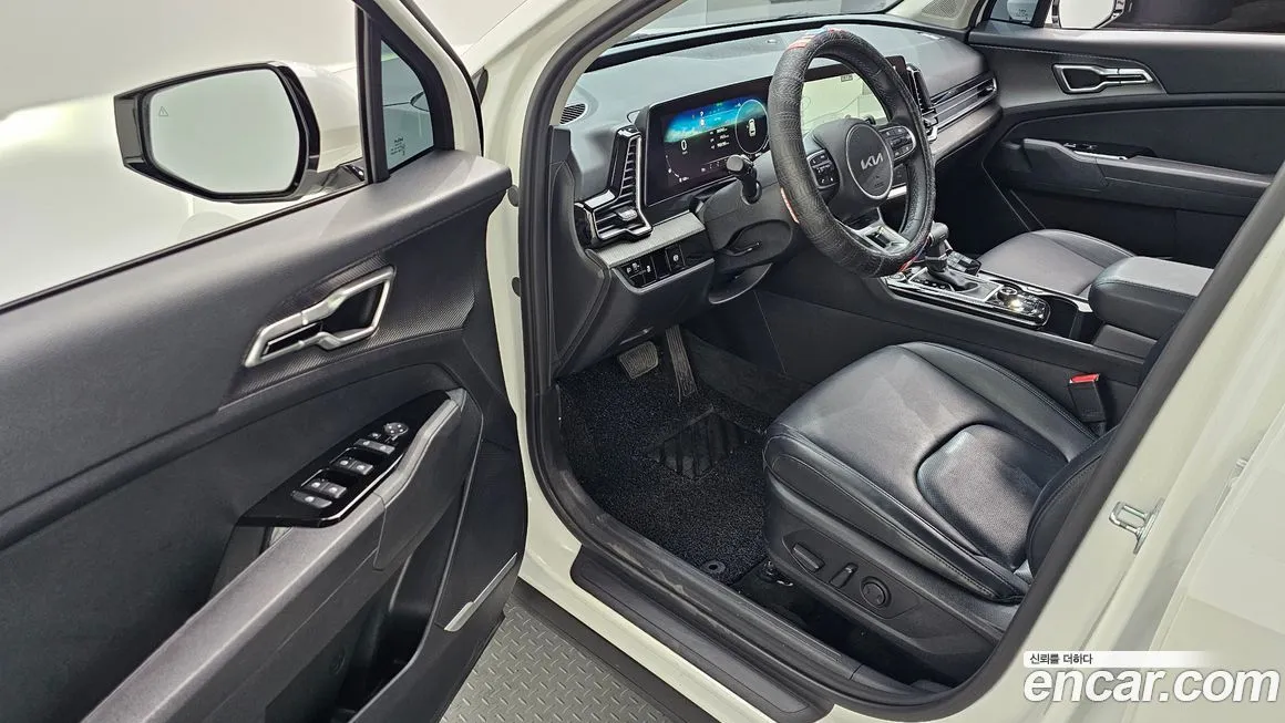 Kia Sportage — фото 10