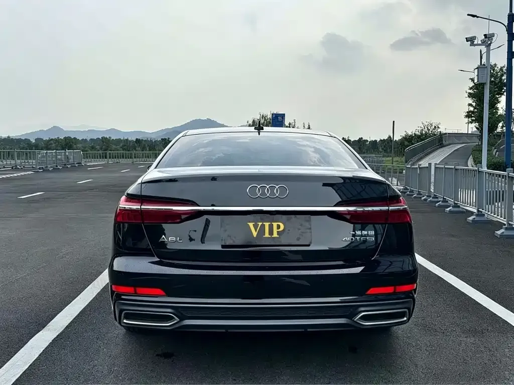 Audi A6L 2021 из CN, фото 2