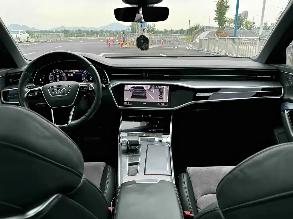 Audi A6L 2021 из CN, фото 3