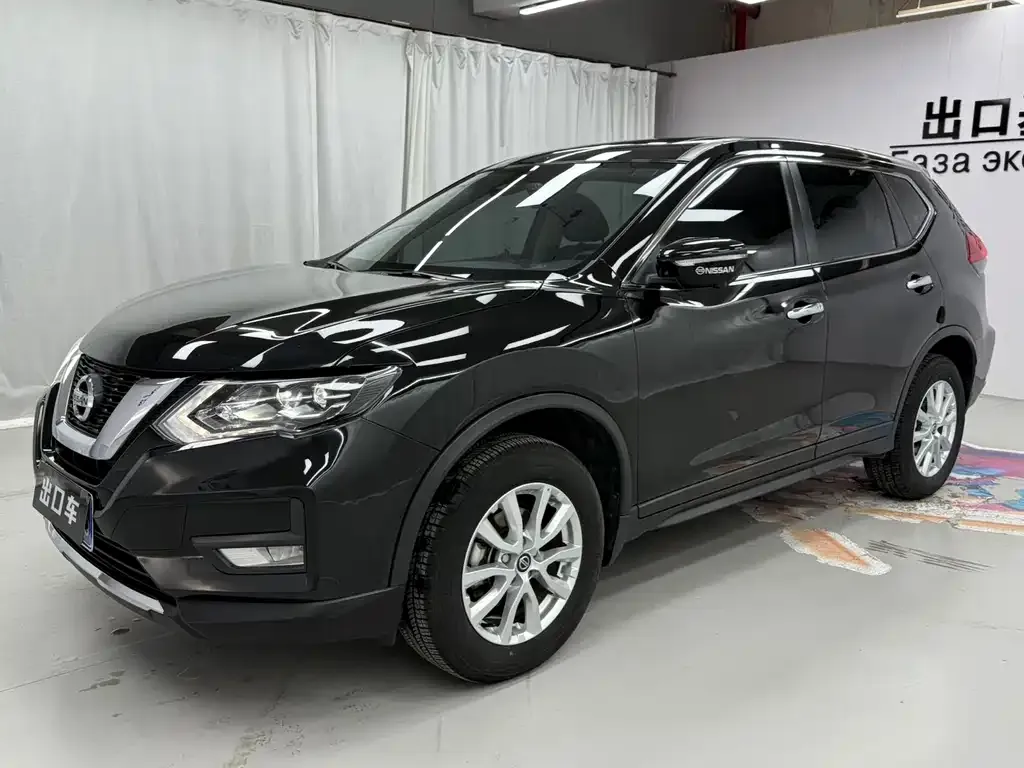 Nissan X-Trail 2023 из CN, фото 1