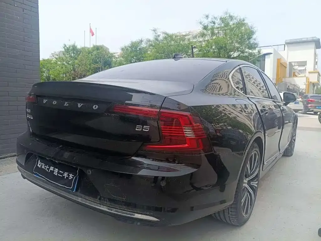 Volvo S90 — фото 8