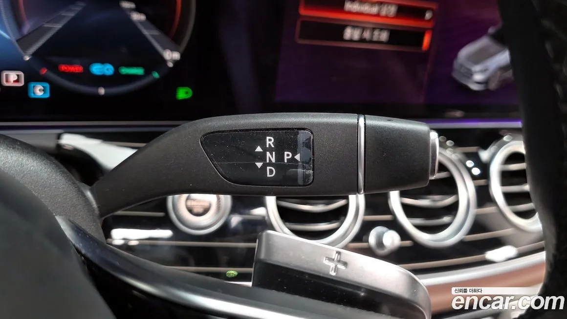 Mercedes-Benz E-Class — фото 10