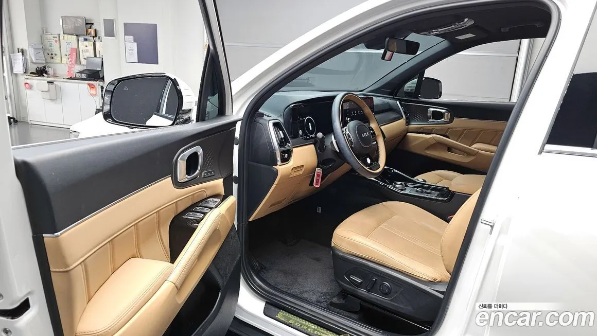 Kia Sorento — фото 7
