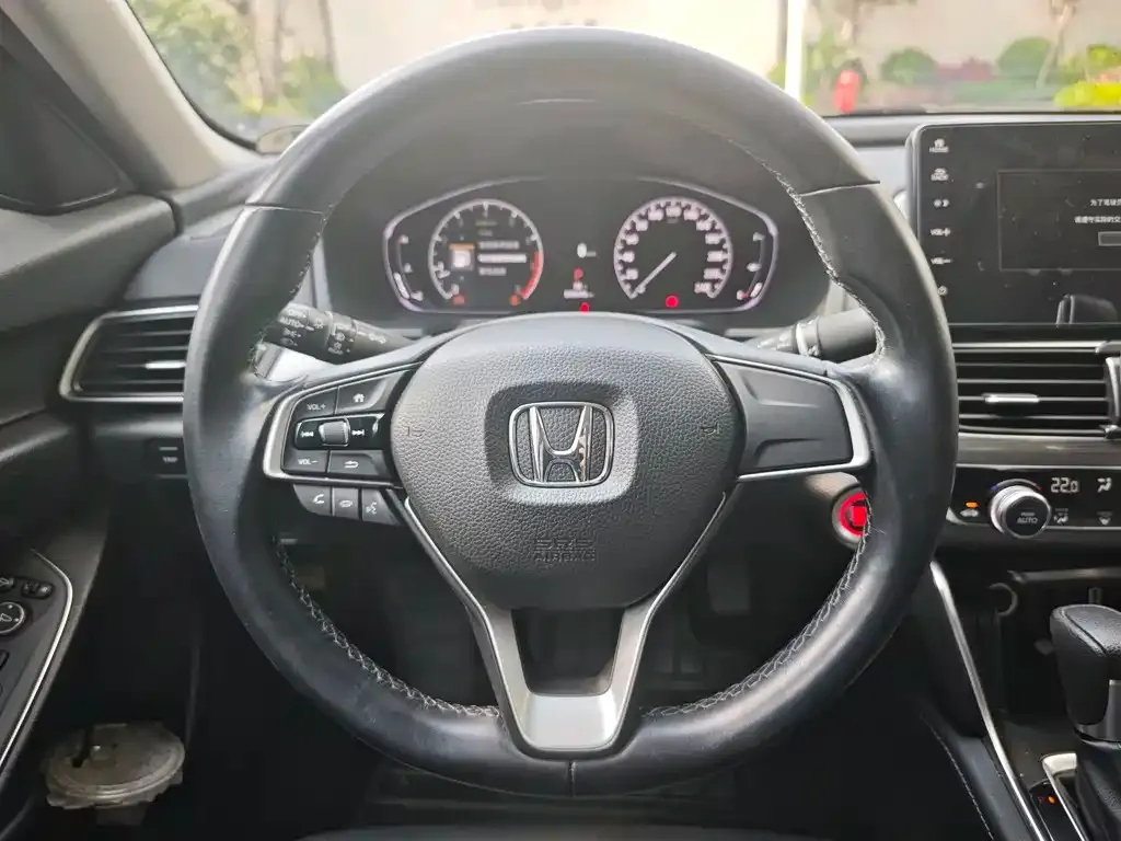 Honda Accord — фото 4