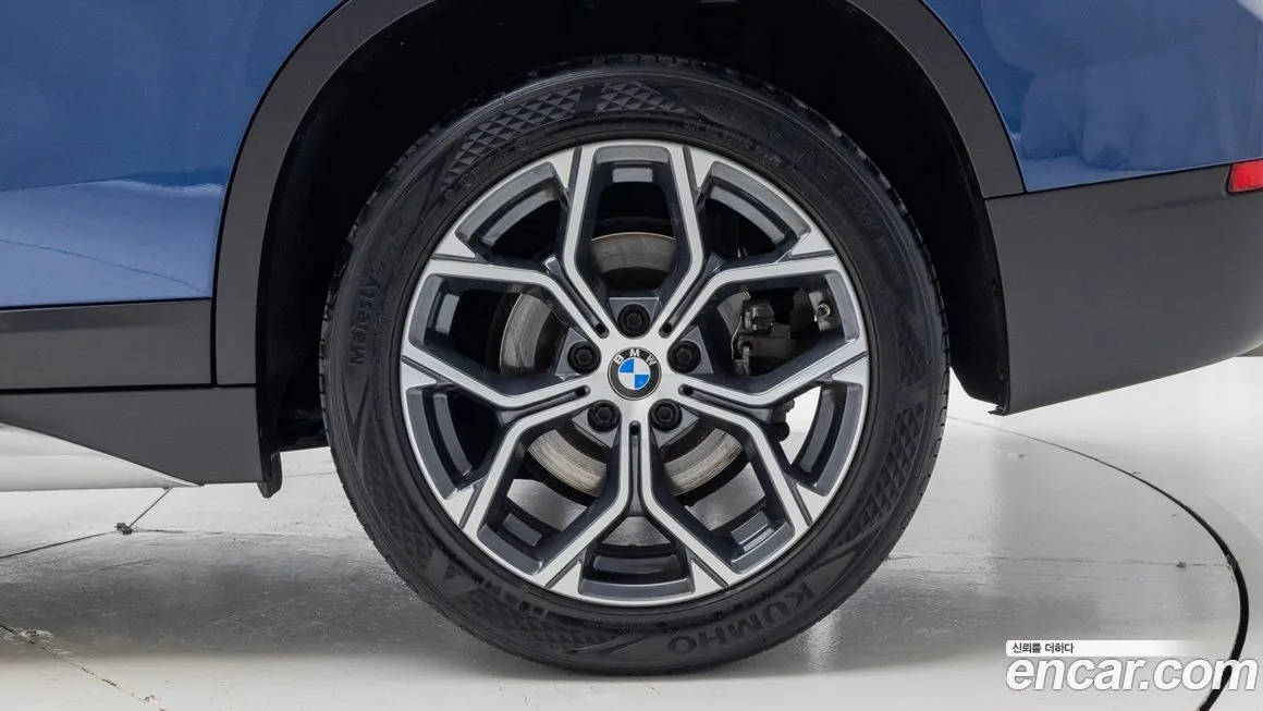 BMW X1 — фото 6
