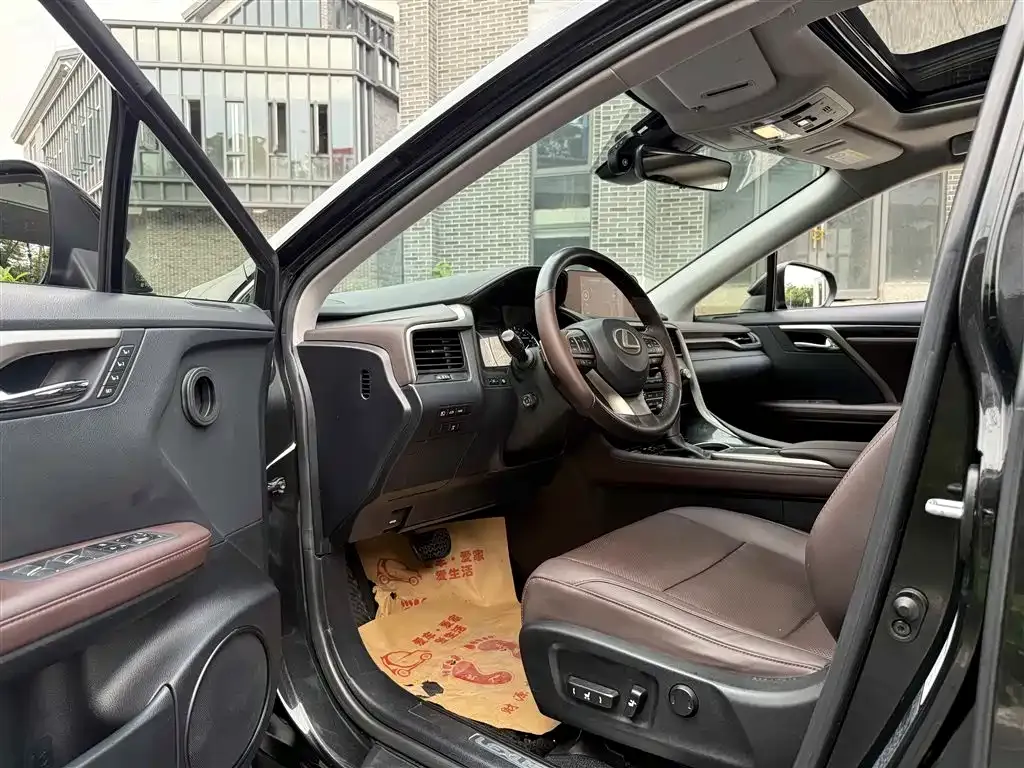 Lexus RX 2021 из CN, фото 10