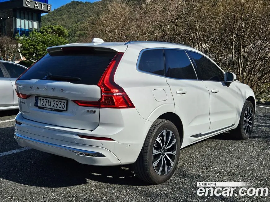 Volvo XC60 — фото 2