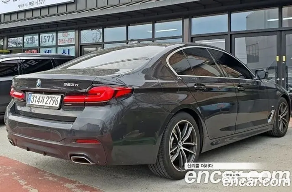 BMW 5-Series 2021 из KR, фото 8