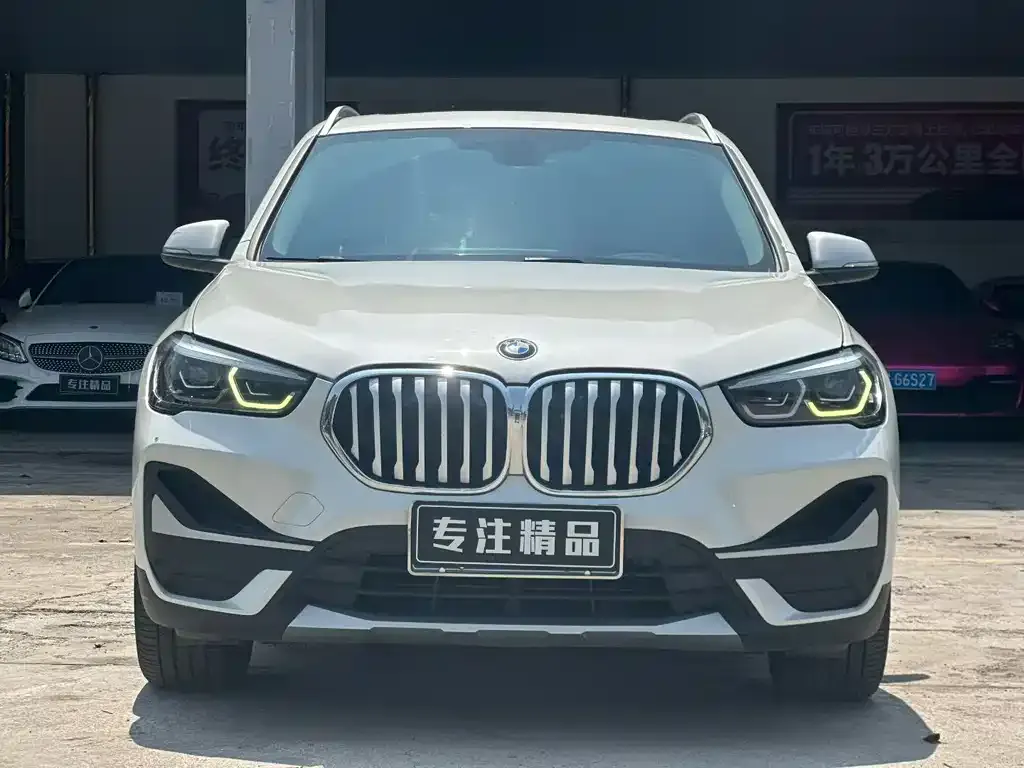 BMW X1 — фото 3