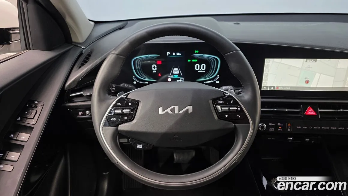 Kia Niro — фото 10