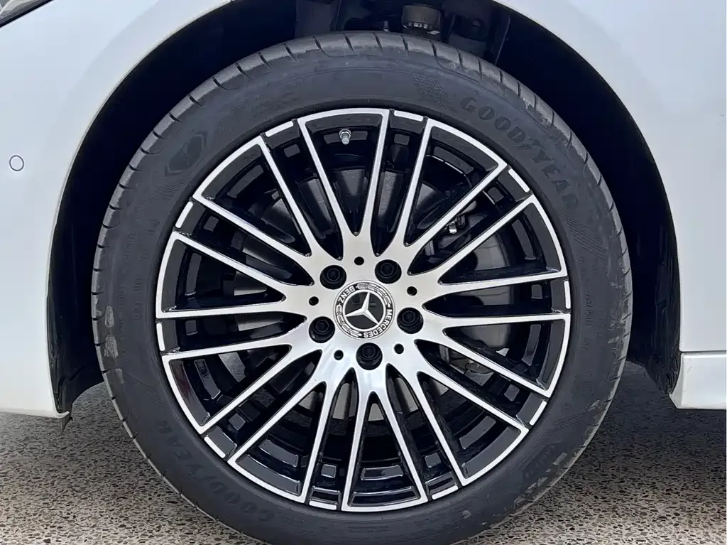 Mercedes-Benz C-Class 2025 из CN, фото 10