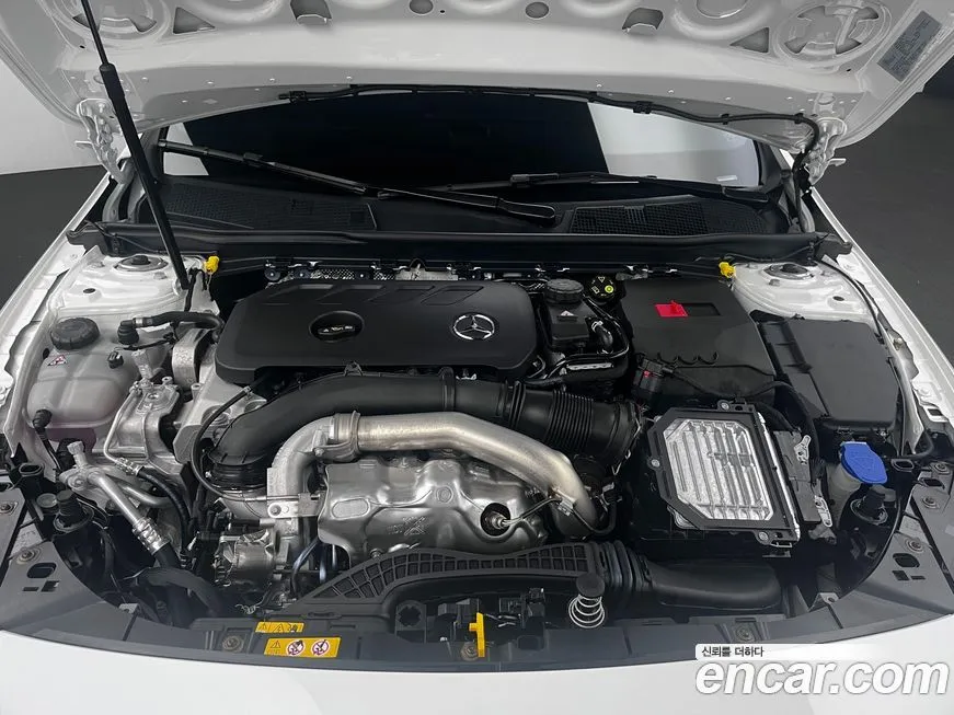 Mercedes-Benz A-Class — фото 10