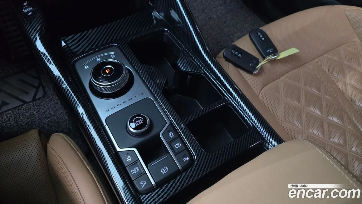 Kia Sorento — фото 9