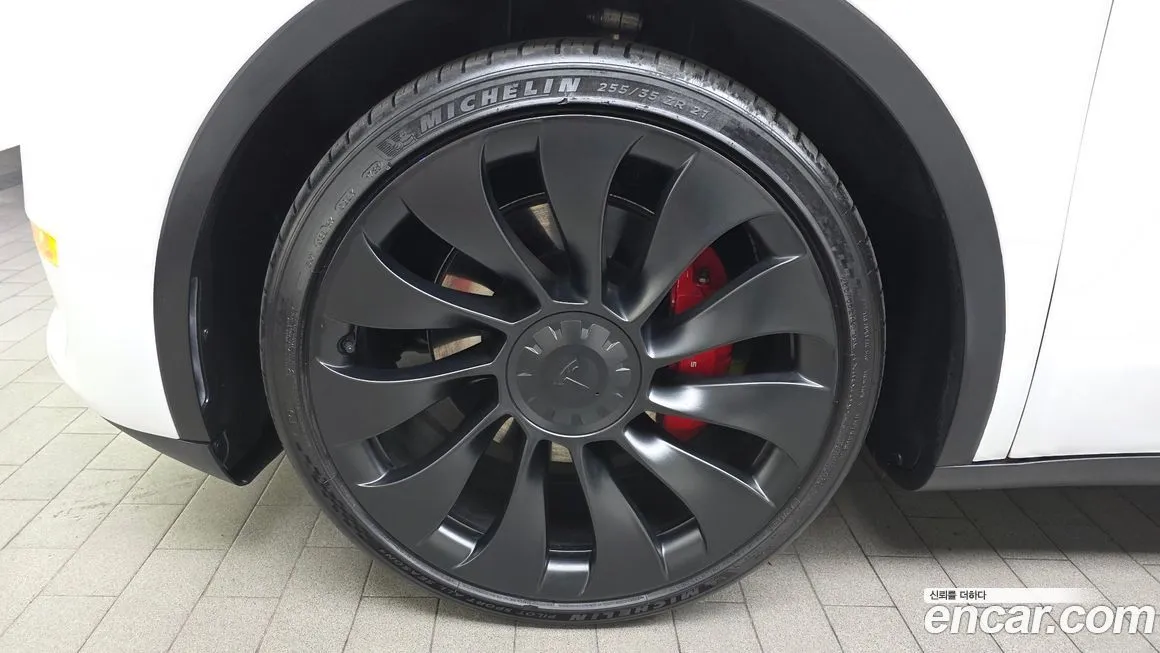 Tesla Model Y 2022 из KR, фото 10