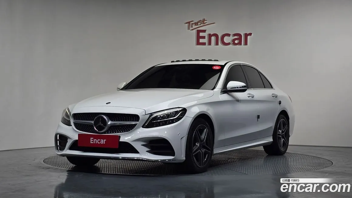 Mercedes-Benz C-Class — фото 1