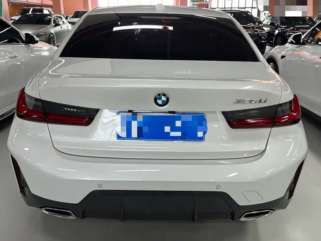 BMW 3 Series 2024 из CN, фото 7