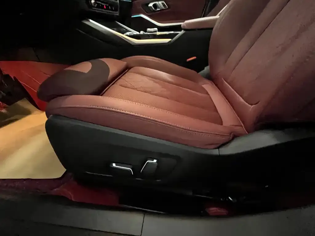 BMW 3 Series 2024 из CN, фото 6
