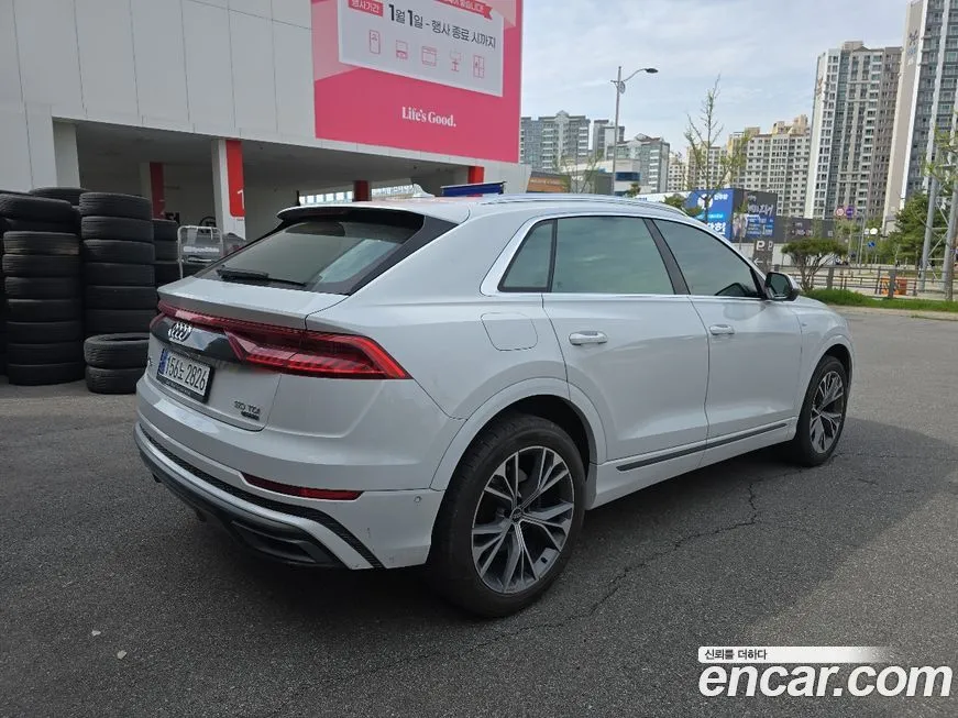 Audi Q8 2021 из KR, фото 6