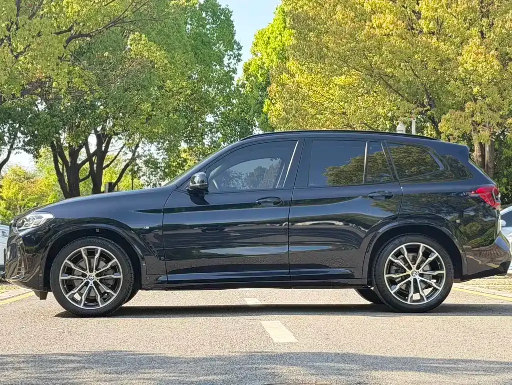 BMW X3 — фото 9