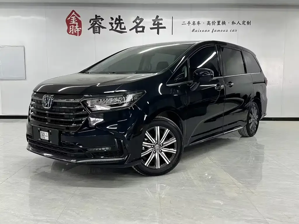 Honda Odyssey — фото 1