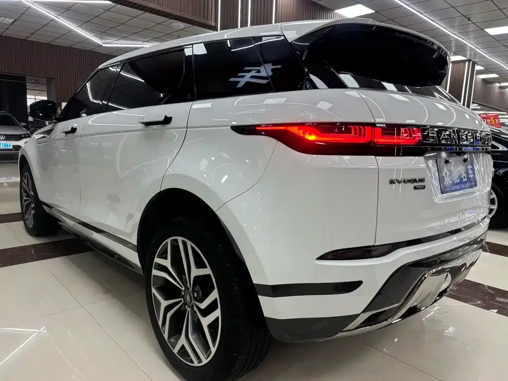Land Rover Evoque — фото 3