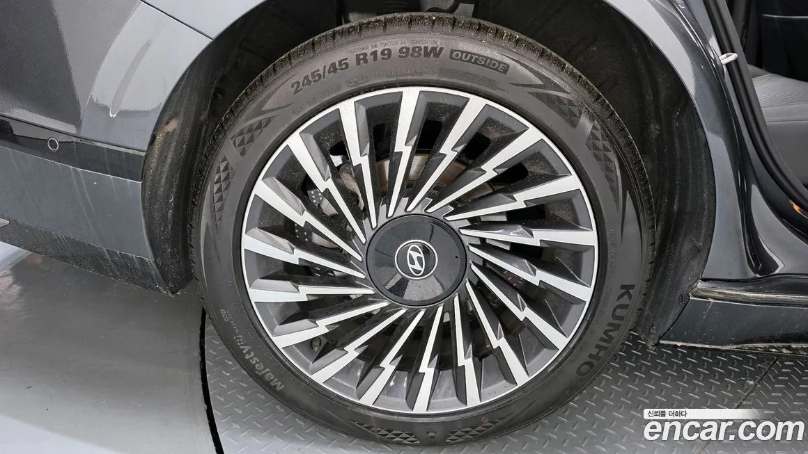 Hyundai Grandeur 2024 из KR, фото 9