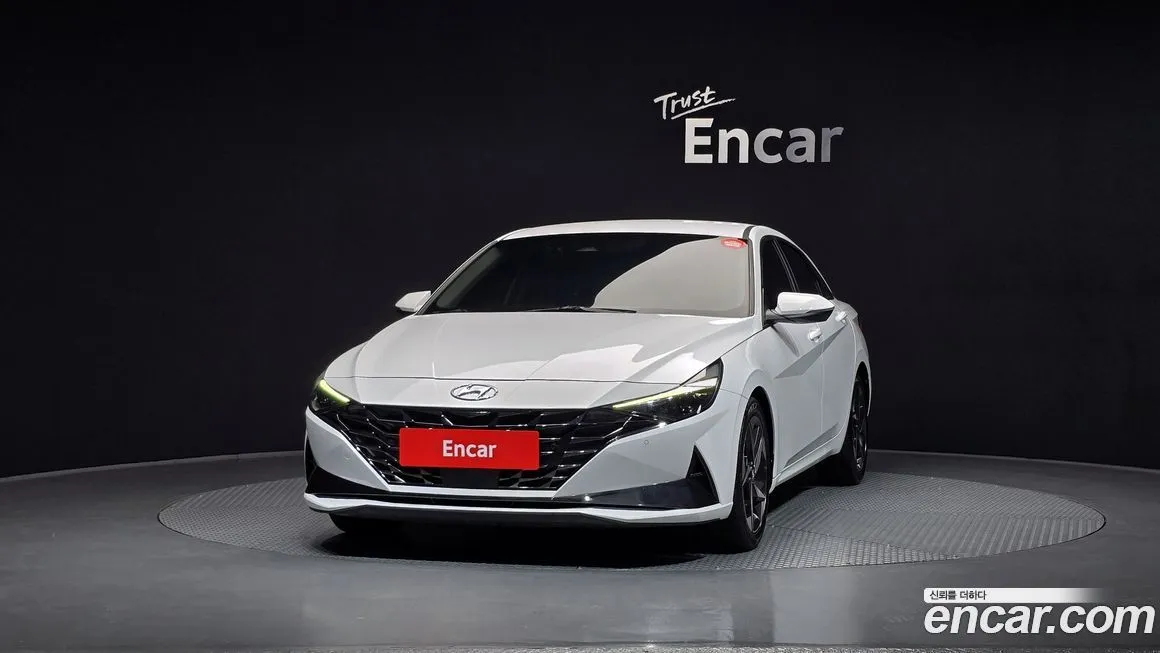 Hyundai AVANTE — фото 3