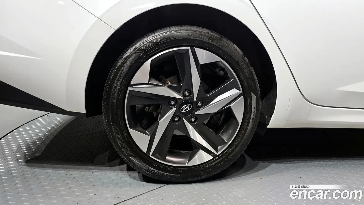 Hyundai AVANTE — фото 7