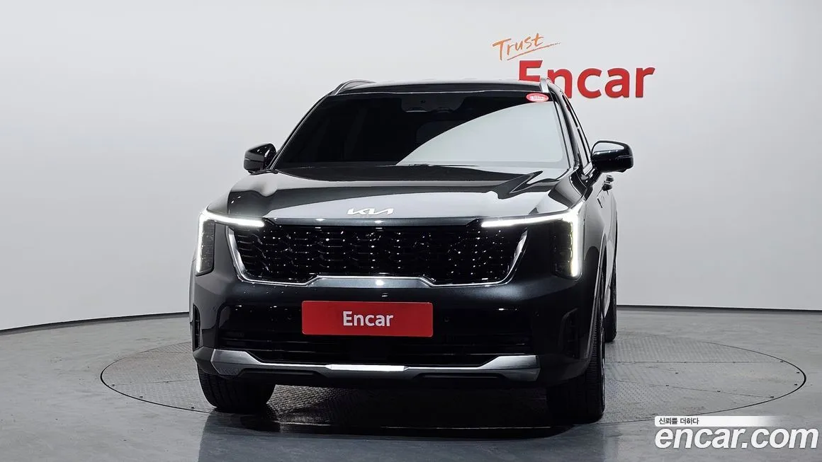 Kia Sorento — фото 7