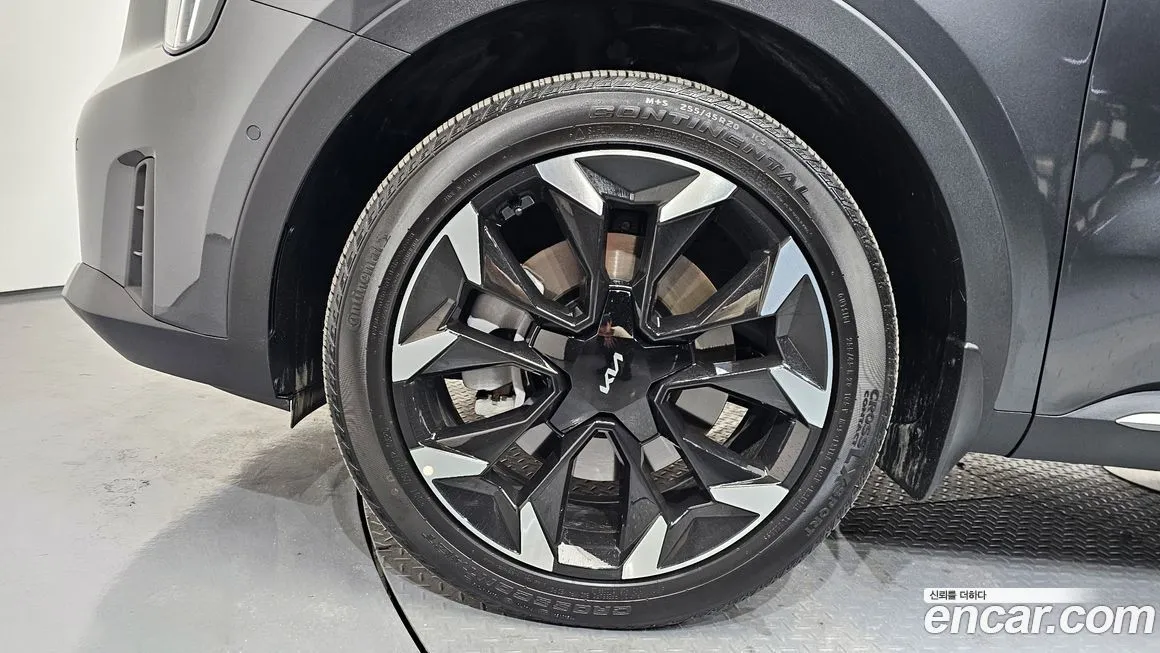 Kia Sorento — фото 10