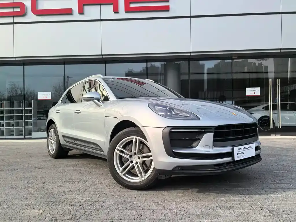 Porsche Macan — фото 1