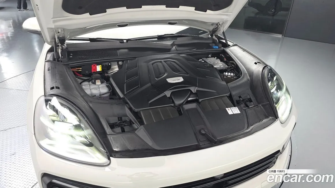 Porsche Cayenne 2022 из KR, фото 2