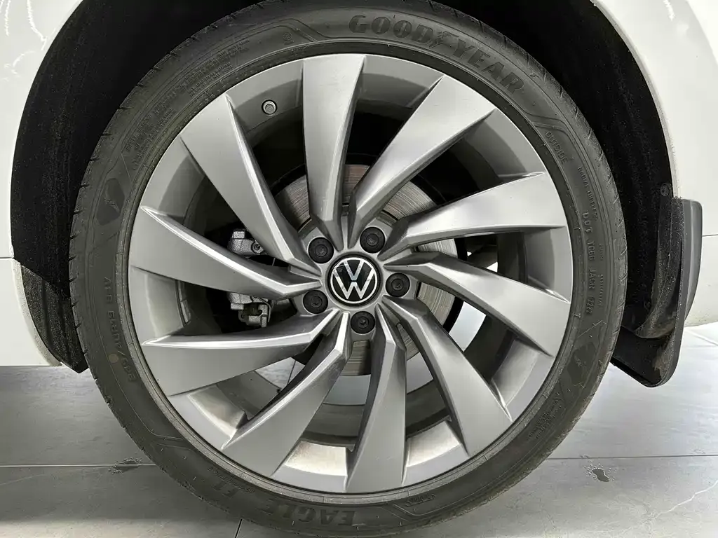 Volkswagen CC — фото 4