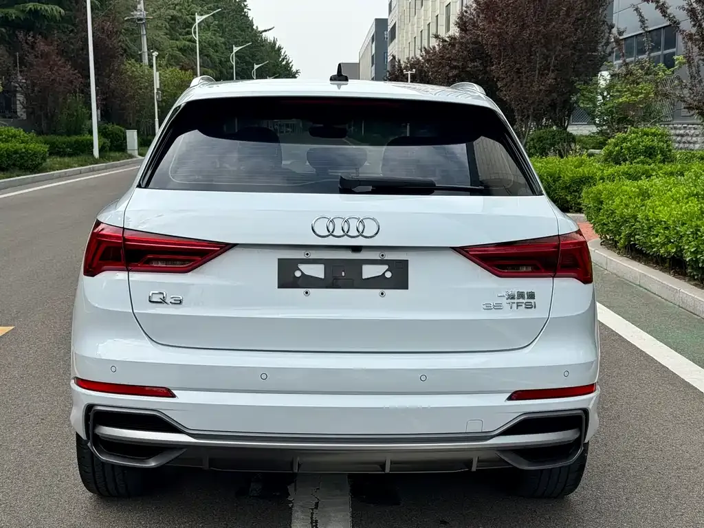 Audi Q3 — фото 4