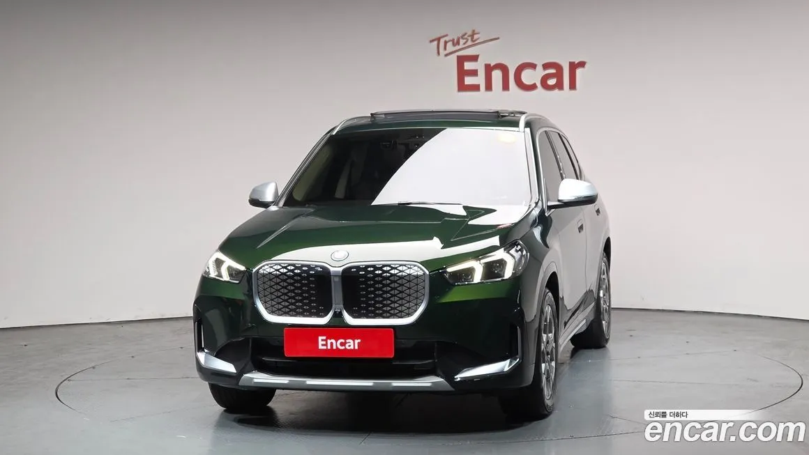 BMW iX1 2024 из KR, фото 4