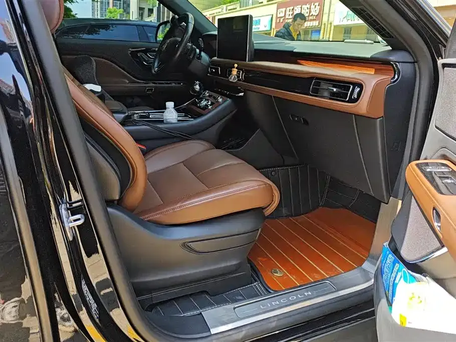 Lincoln Aviator 2022 из CN, фото 5