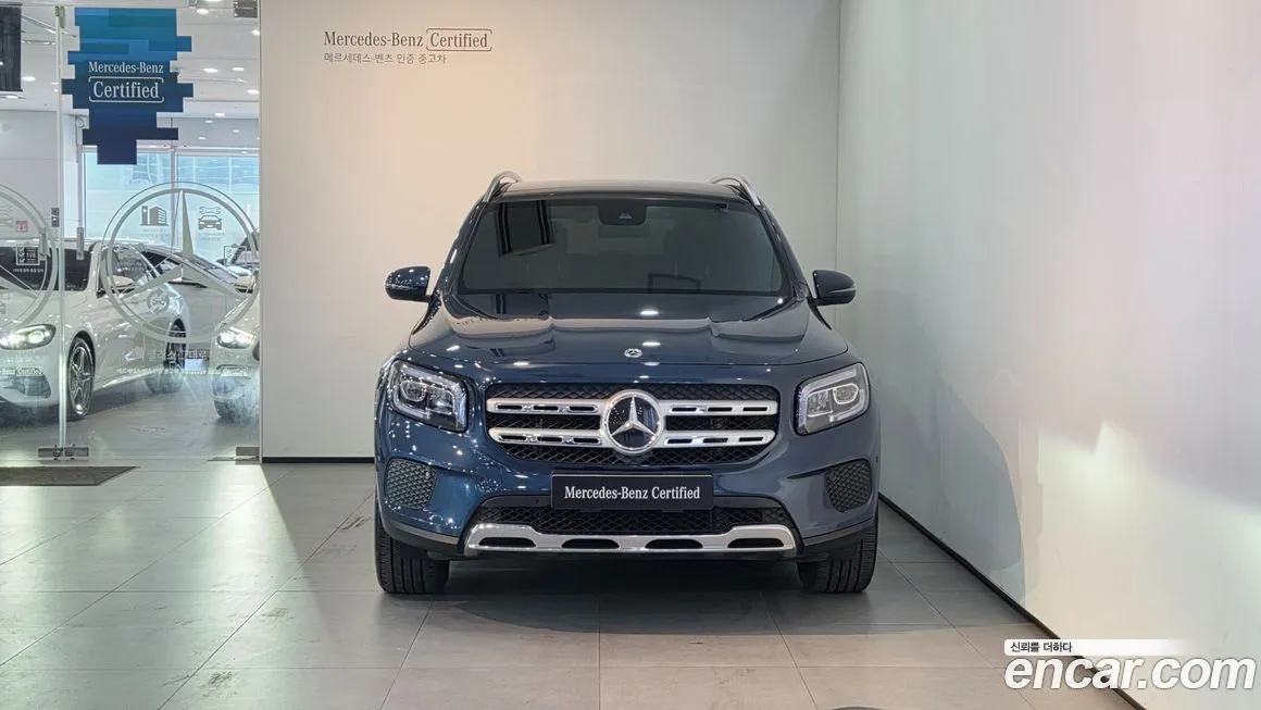 Mercedes-Benz GLB-Class — фото 1