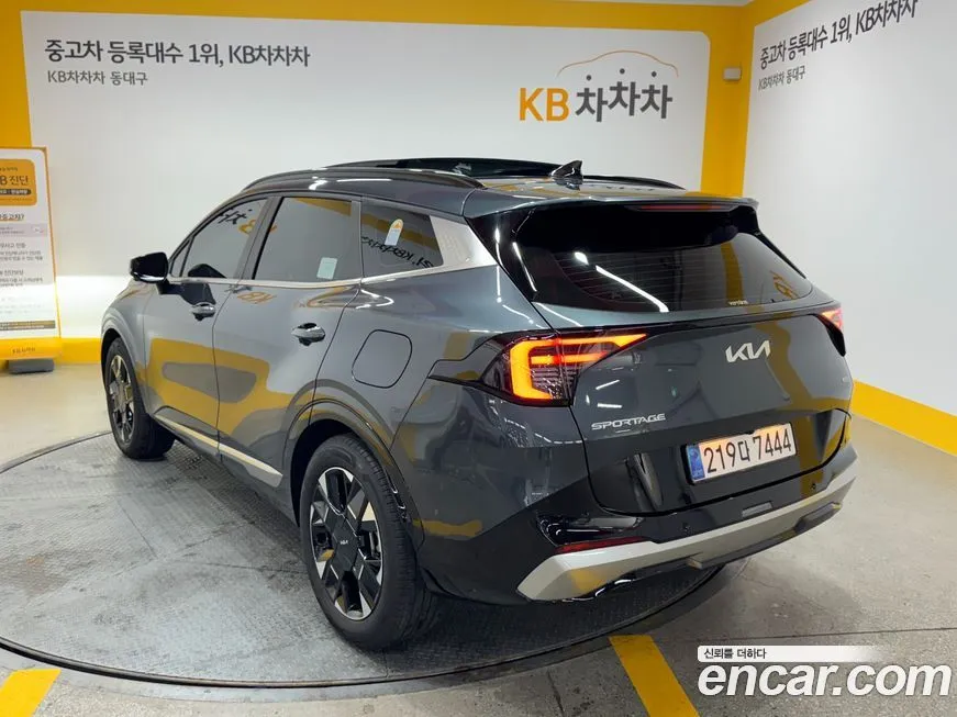 Kia Sportage — фото 9