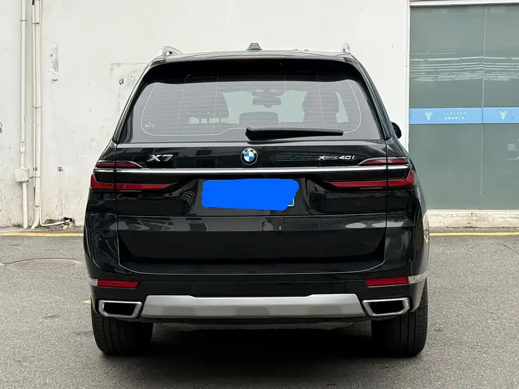 BMW X7 — фото 3