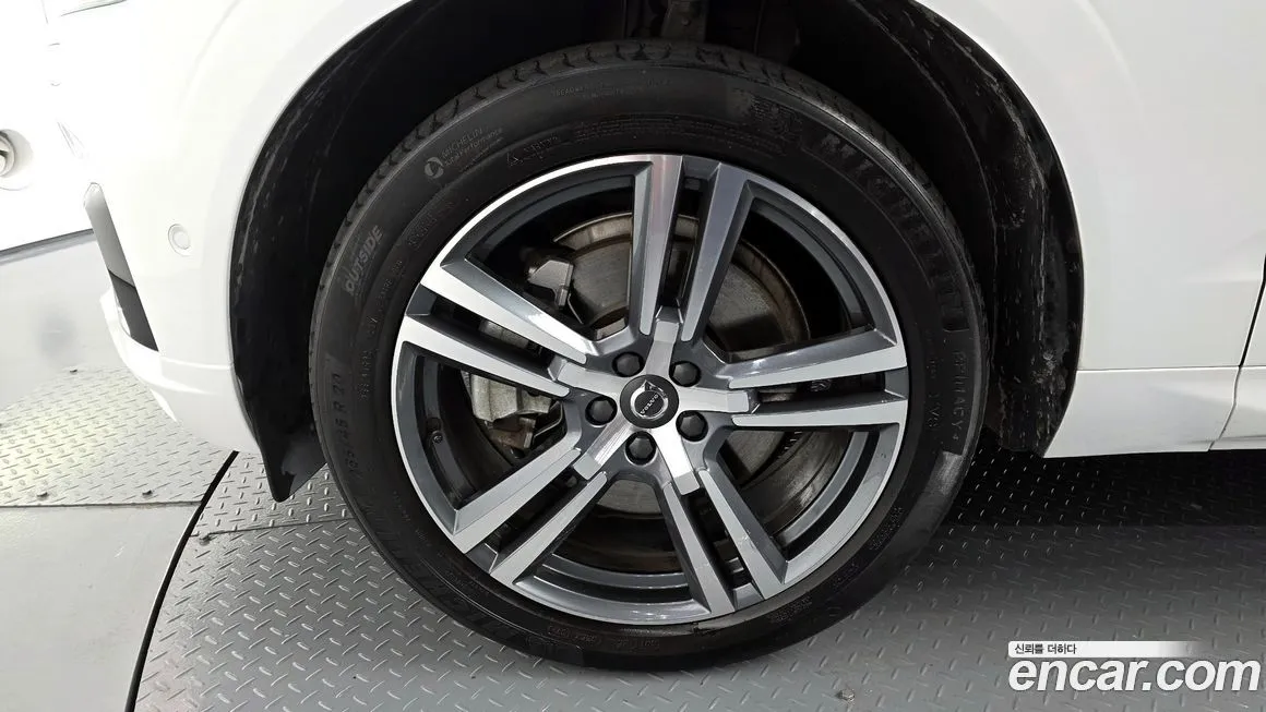 Volvo XC60 2021 из KR, фото 10