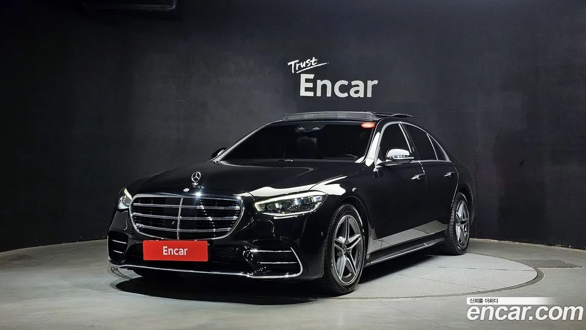 Mercedes-Benz S-Class — фото 1