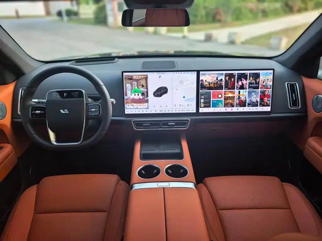 Li Auto L6 — фото 10
