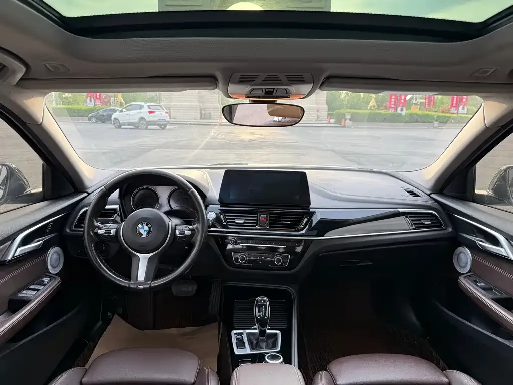BMW 1 Series 2021 из CN, фото 6
