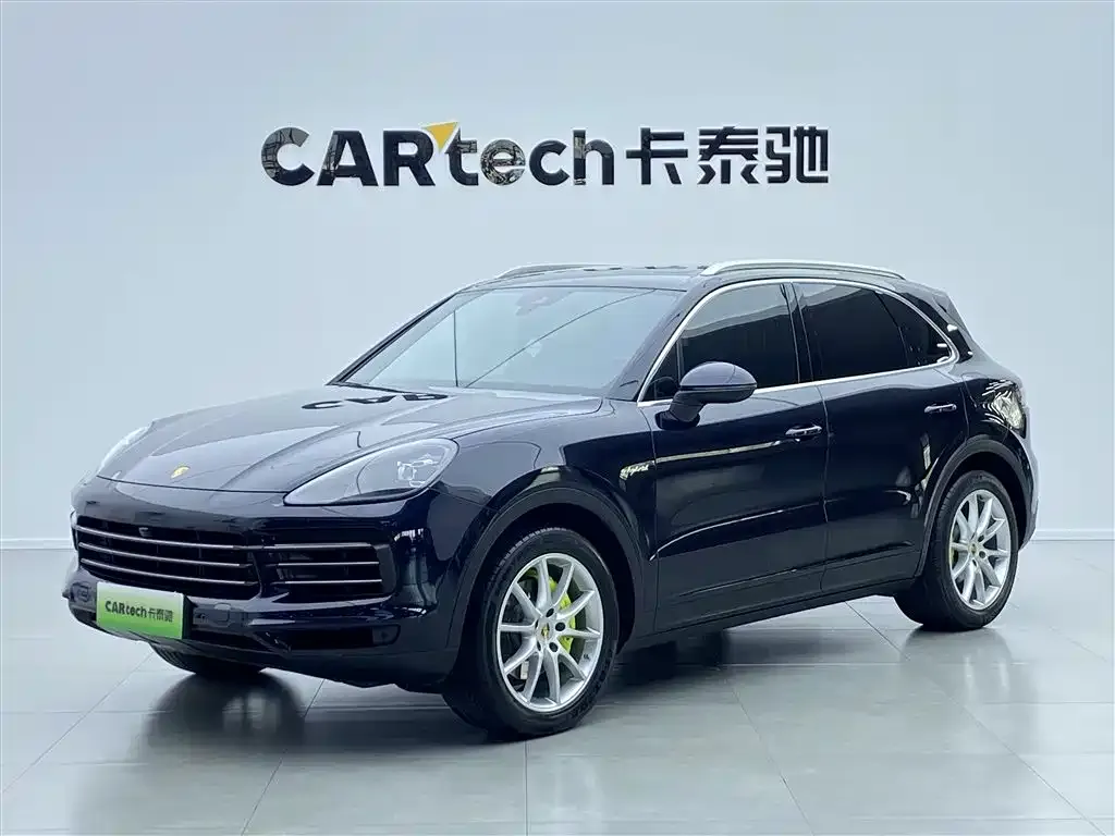 Porsche Cayenne Hybrid — фото 1