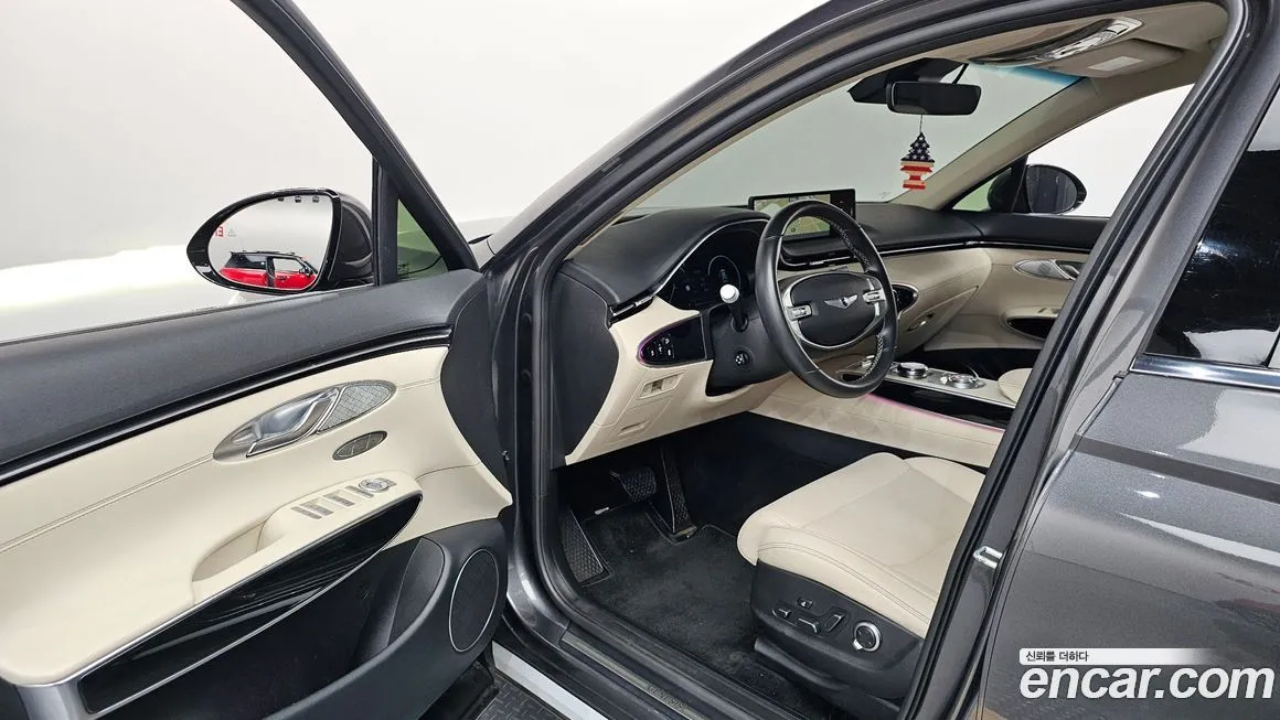 Genesis GV70 2023 из KR, фото 7
