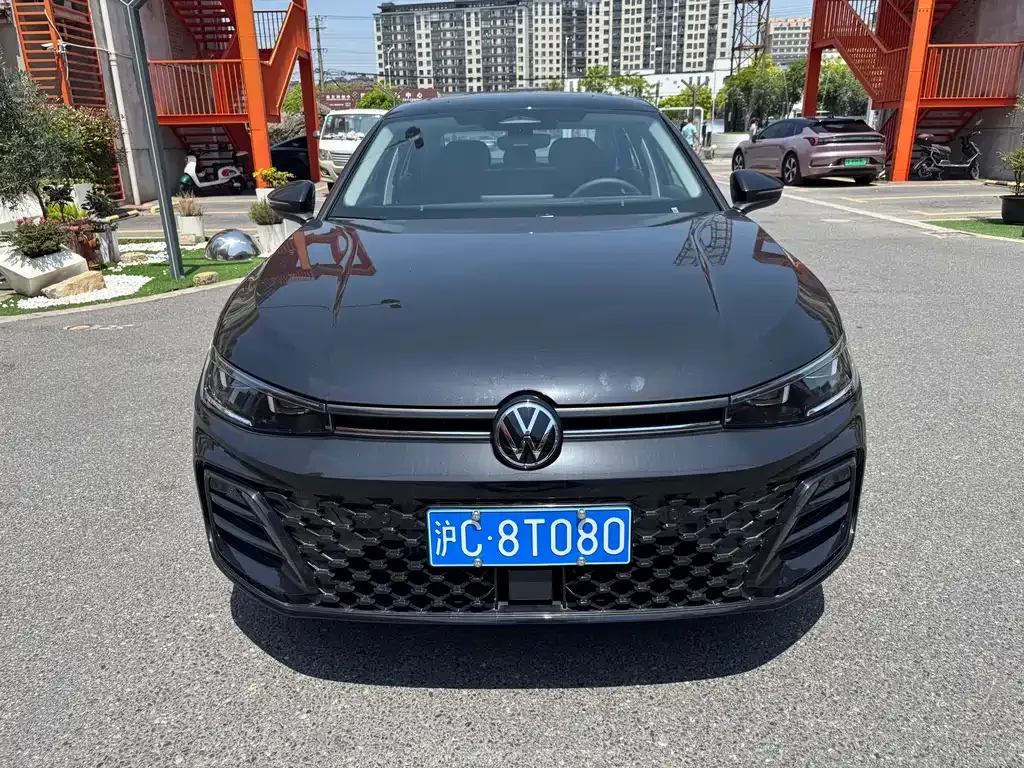 Volkswagen Passat — фото 6